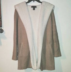 F L U F F Y. C O A T